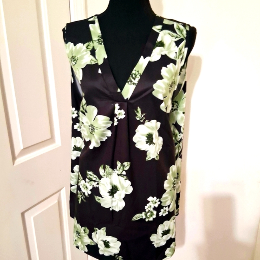 Floral Sleeveless Top - Black and Green